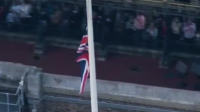 GOD KILL THE QUEEN-Muore la regina britannica Elisabetta II.La regina Elisabetta II, monarca dei Regni del Commonwealth, è morta all'età di 96 anni.Quindi ho azzeccato la previsione ed ora tocca a Papa Francesco