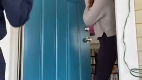 Man Surprises His Prison Teacher Who Helped Him During Difficult Times After Getting Released