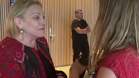 Marielle Leraand og Palestinsk ambassador Marie Antoinette Sedin i Oslo