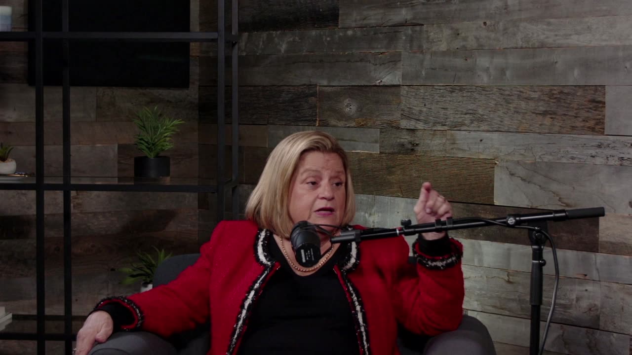 Ep. 5. 30 Years in Congress. Fmr US Rep Ileana Ros-Lehtinen. What is Going on in Politics Today.