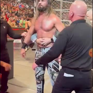 CM Punk comes back to WWE after 9 years and this is how Seth Rollins reacts