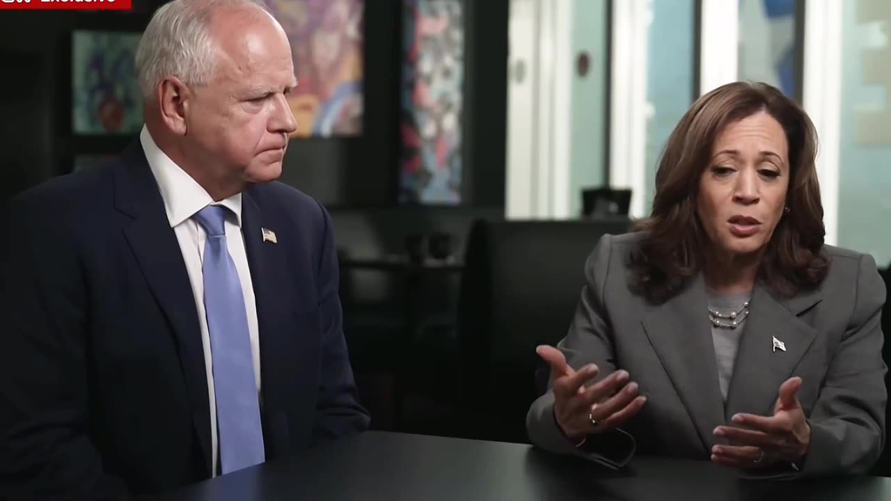 Kamala Harris First Interview With CNN😬