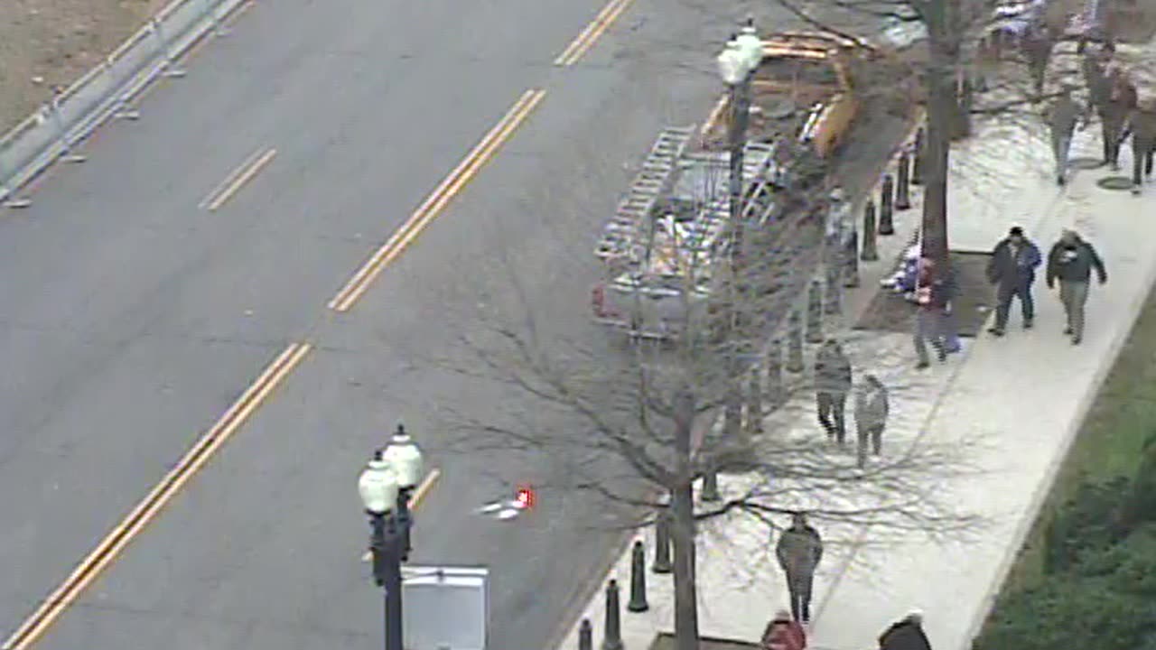 3105RHOBRFNorthRoofCenter_2021-01-06_10h00min00s913ms.mp4