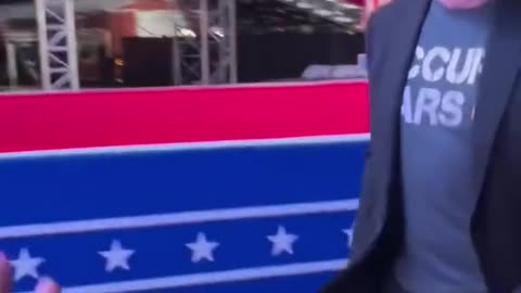 Elon Musk at last night’s MAGAAAAAAA TRUMP RALLY