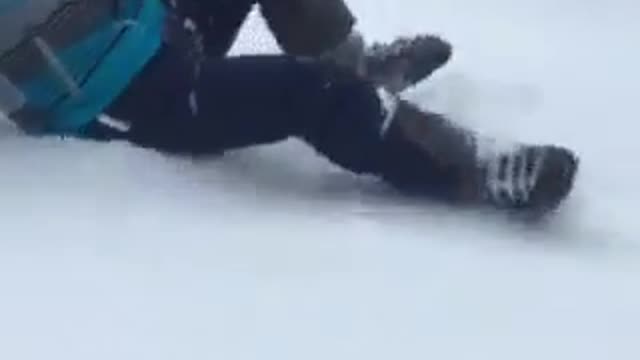 Ski falling