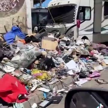 Kamala Harris hometown of Oakland, CA