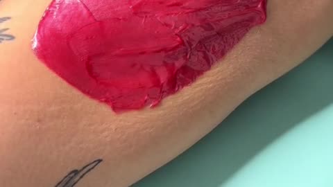 Underarm Waxing with Sexy Smooth Cherry Desire Hard Wax by @thatsthelookbeauty