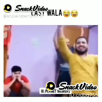 Watch until the end verry funny dance