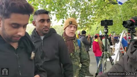 Speakers Corner_Ex Muslim Ismail Showing Muslims Jesus Is God_ Was Jesus & Muham