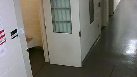 1665HQOB02PrisonerProcessingCell_2021-01-05_19h40min01s700ms.mp4
