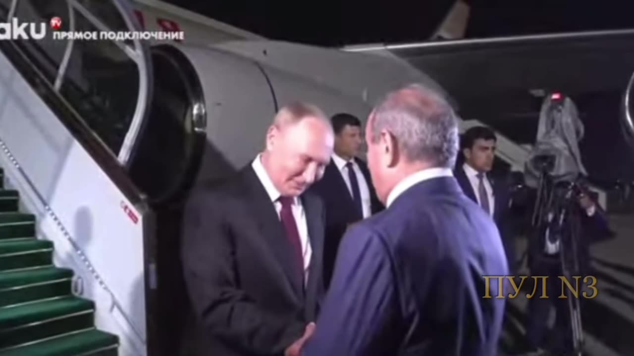 🇷🇺🇦🇿"Welcome!": Putin flew to Baku for a state visit