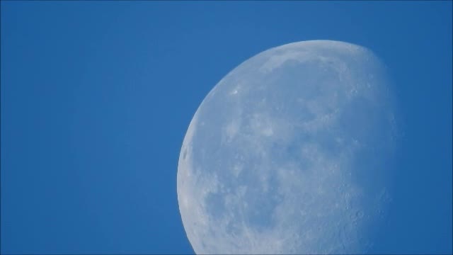 Early Morning Moon Zoom