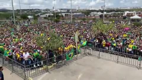 BRAZIL LIVE: LOOK WHAT THE PEOPLE OF CARUARU ARE CALLING LULA