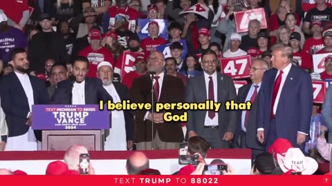 "We as Muslims stand with Trump because he promises peace NOT WAR! 🔥