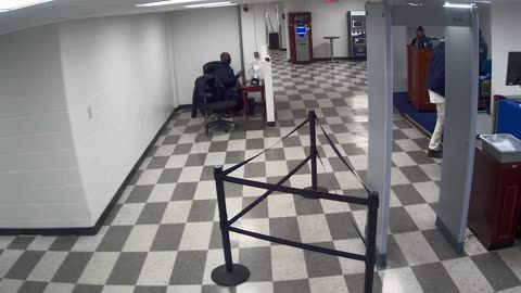 6135RHOBG3G3L8ScreeningArea8_2021-01-06_00h40min00s887ms.mp4