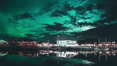 Breathtaking Time Lapse Video of The Northern Lights.