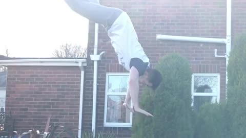 Stomach bounce flip faceplant