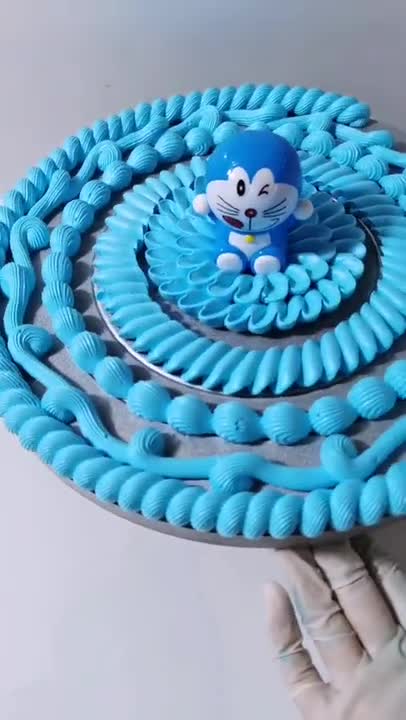 Satisfying Cake Decoration