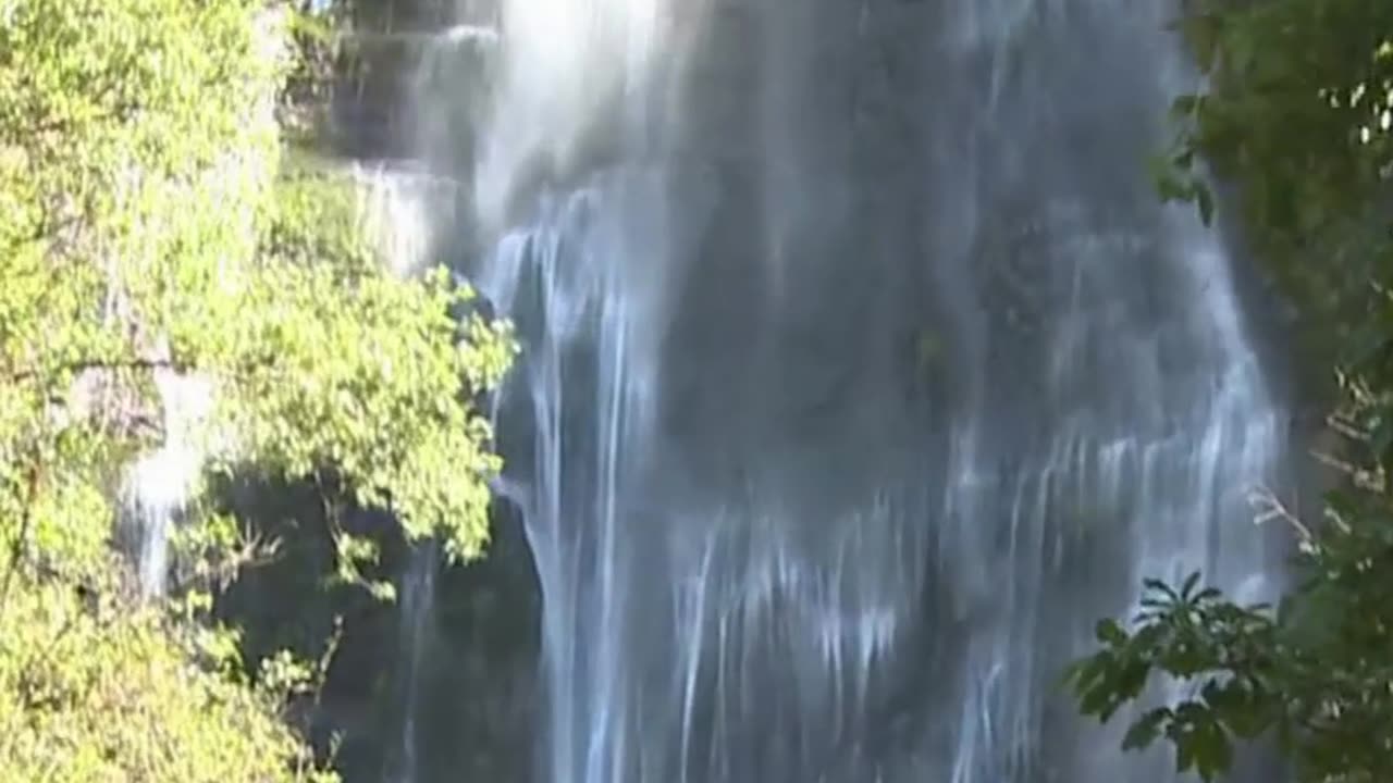 🔥🌊 Eternal Flame Falls Nature's Fiery Wonder at Chestnut Ridge Park 🌊🔥