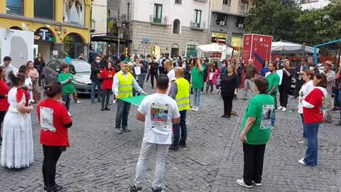 Flash Mob a Salerno del 23/10 Parte Prima - Solidarietà a Trieste