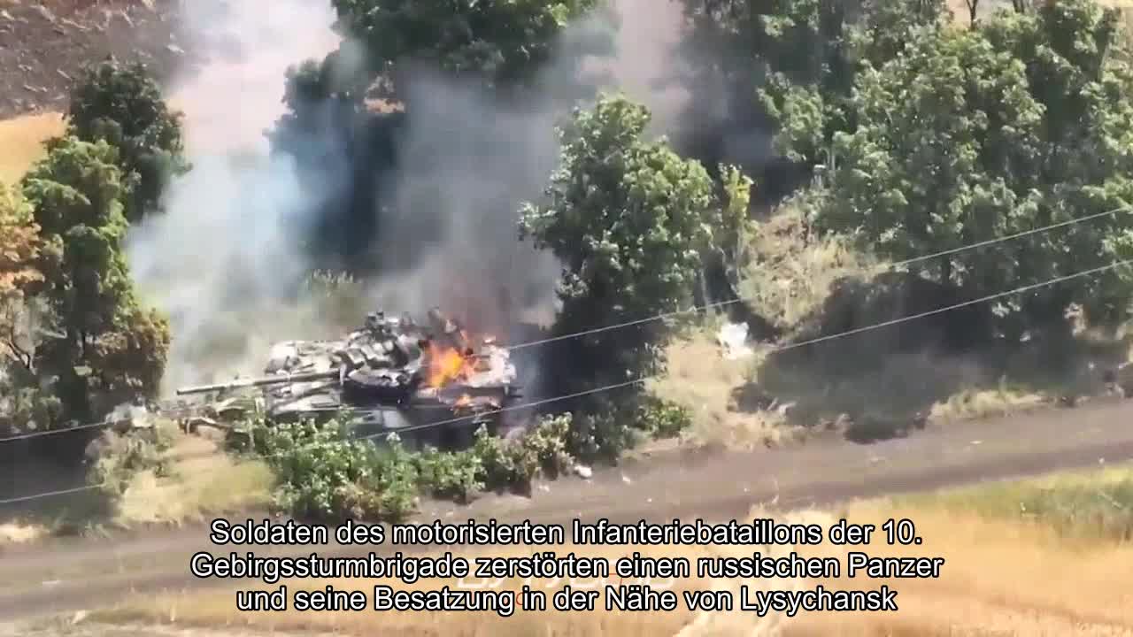 Soldaten des motorisierten Infanteriebataillons der 10. Gebirgssturmbrigade zerstörten einen russis