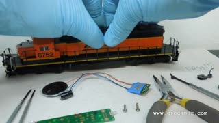 Decoder Install Kato SD40-2