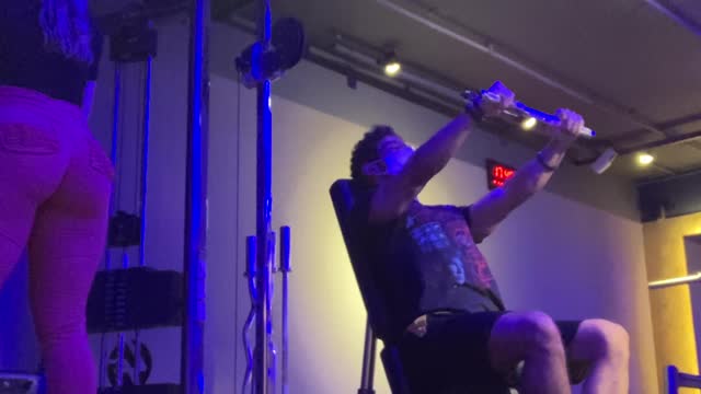 Triceps in the pulley and glutes