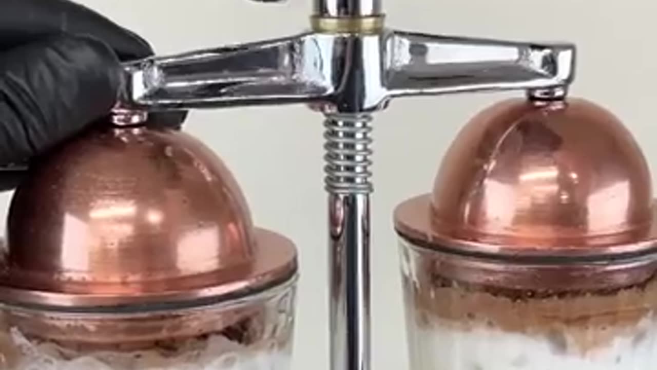 🧋 How milkshakes were made in the 1890s