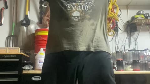 Press Squat-Down Twists