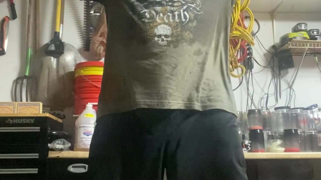 Press Squat-Down Twists
