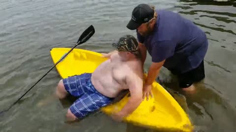 BIG GUY LITTLE KAYAK