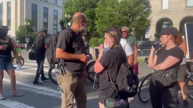 Journalist confronted by pro-abortion activist screaming “we don’t like Proud Boys in DC, b*tch”