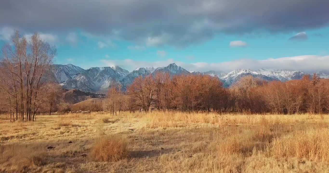 Very beautiful plains and deserts😍