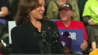 Kamala Harris attempt to speak without her teleprompter is painful.