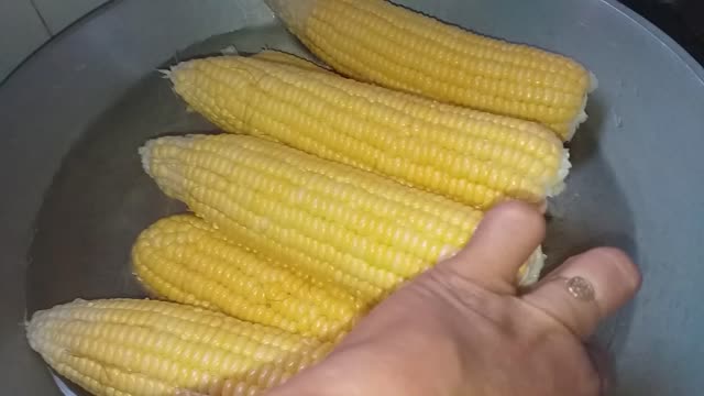 FRESH CORN IN THE PHILIPPINES