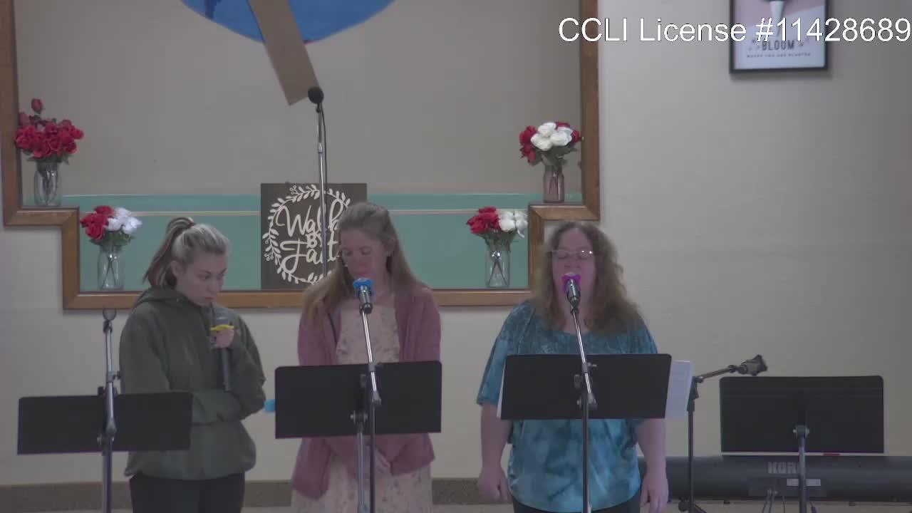 Moose Creek Baptist Church sings Hymn #42 “Seek Ye First“ During Service 6-12-2022