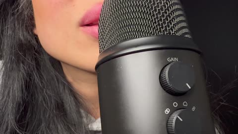 ASMR MIC KISSING