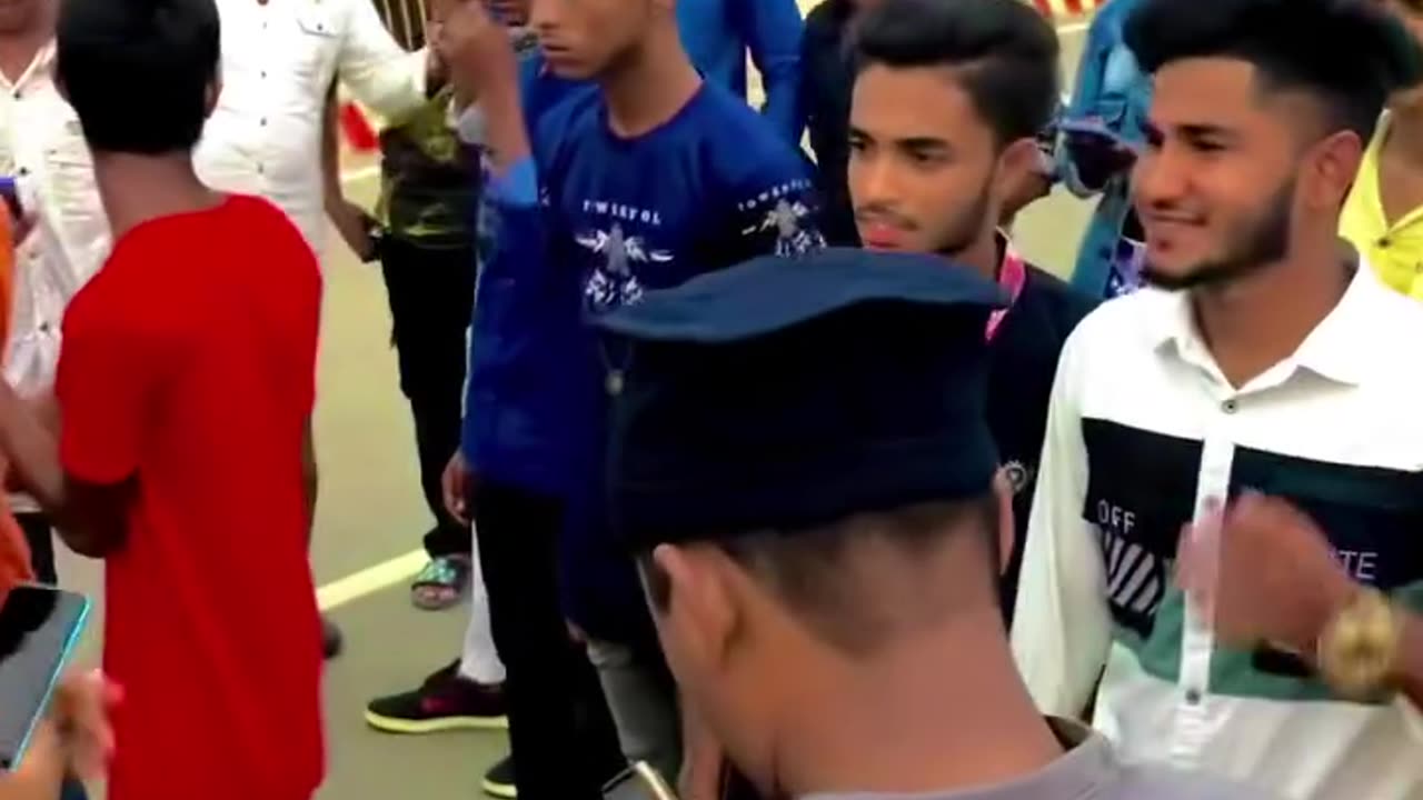 valobasar manushder sathe kisu somoi