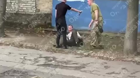 Odessa. TCKshniki beat up another victim.