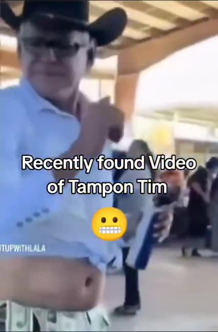 TAMPON TIM 🦄WHATCHA DOIN' 🙈 WAIT DON'T TELL ME 🤣🤣🤣🤣
