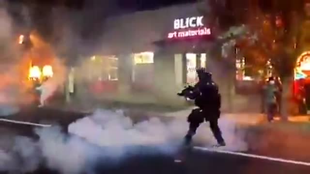 BLM & Antifa Riots 2020 - 2020-09-01-06-26-28-Portland.mp4