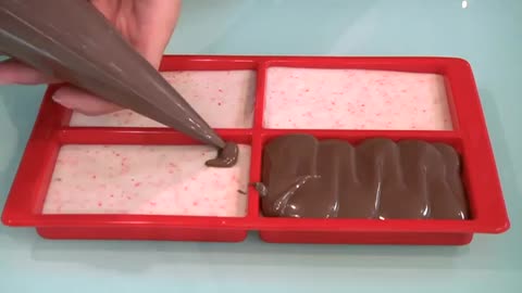 FOOD4 How to Make Peppermint Bark Christmas Candy