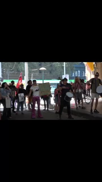 Melbourne drum team at Saturday Rally 26032022