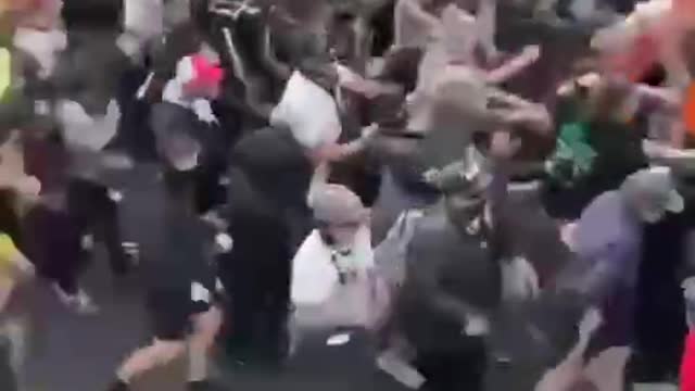 Breaking the line in Melbourne 9-18-21