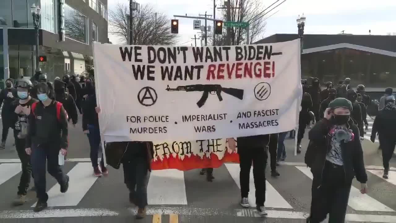 🚨Portland Antifa happening now