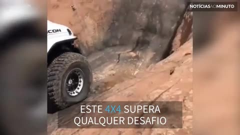 Incrivel: Veículo 4x4 sobe cratera super íngreme