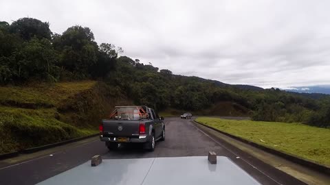 Willys Jeep Rush to the mountains