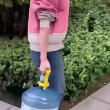 Funny and best bottle catcher to make your life easier