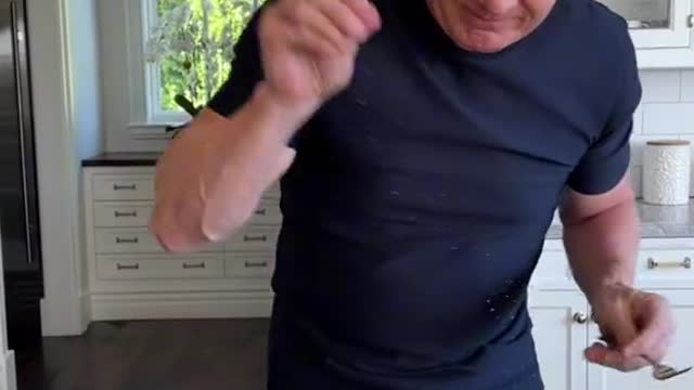 Gordon food dance