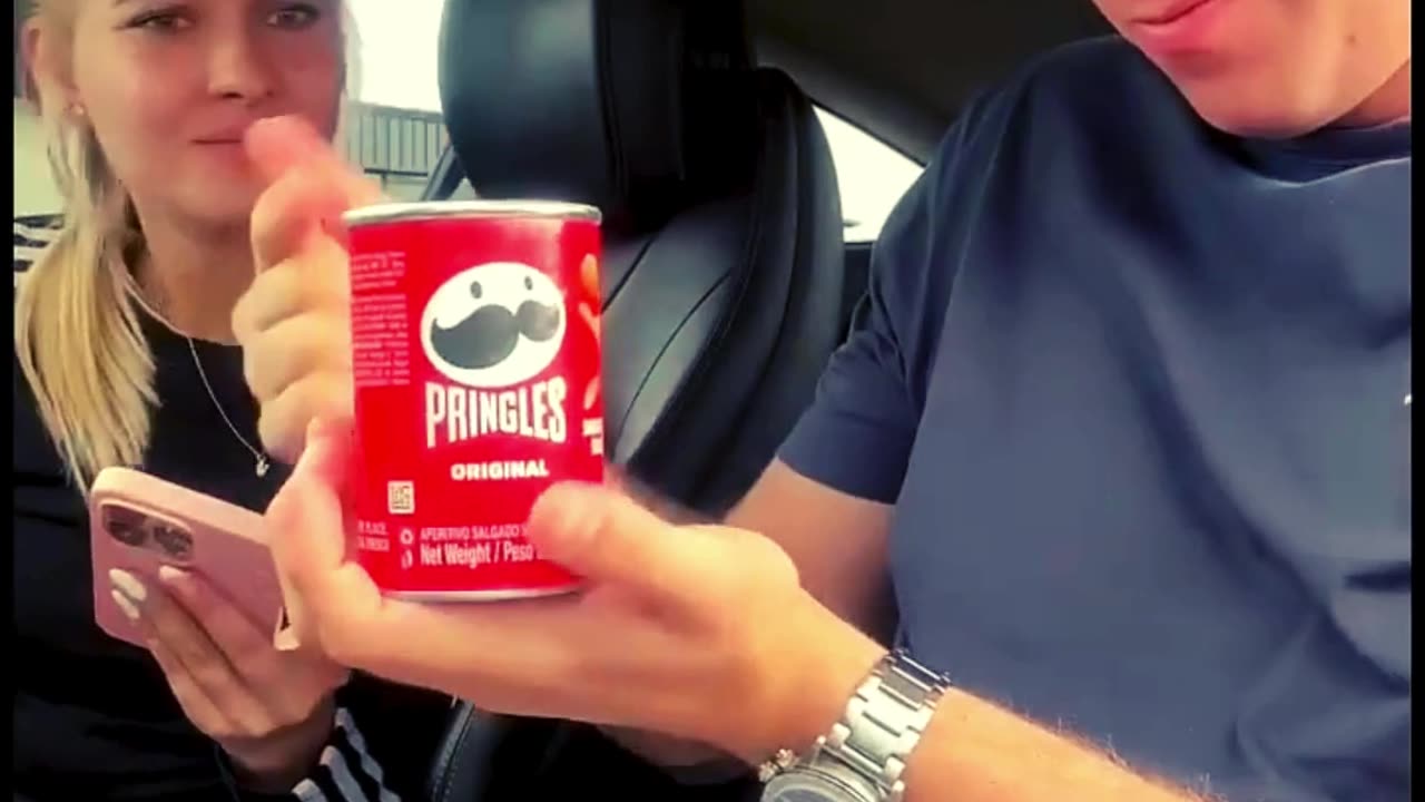 This Simple Magic Trick Left Her in Total Shock! 🪄❤️